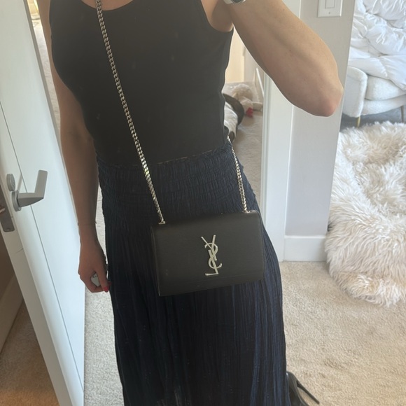 YSL Saint Laurent Kate small crossbody bag. GIFTABLE - Picture 10 of 11